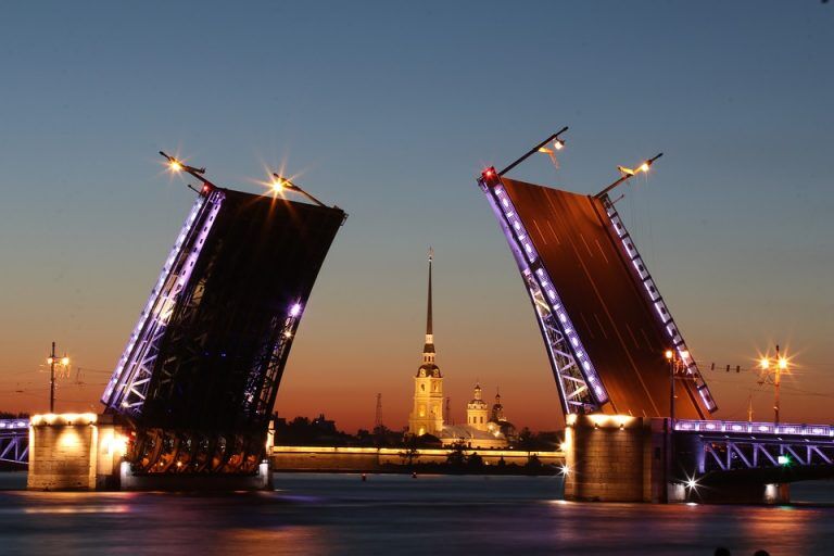 Все в Петербург! Э-визы пользуются большой популярностью среди латвийцев