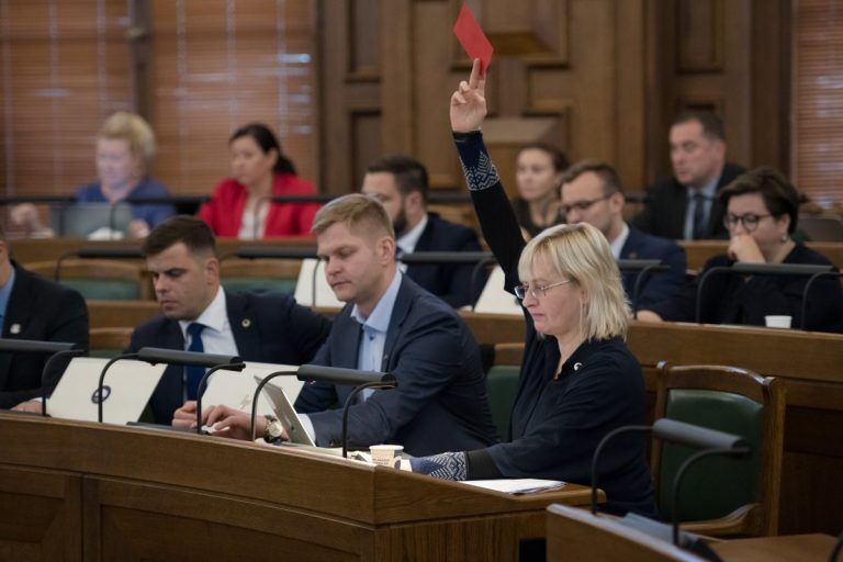 Собрали! Инициатива против повышения госфинансирования партий набрала 10 тысяч подписей