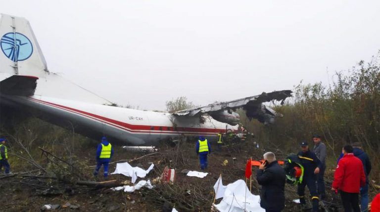 Названа причина гибели людей при крушении Ан-12 на Украине