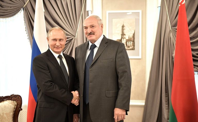 «Искушенный Лукашенко»: политолог рассказал, как президент Белоруссии ведет переговоры