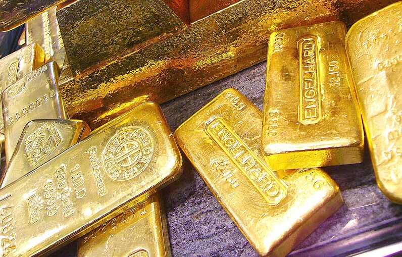 Россиянка с золотыми «стельками» пыталась уехать в Китай
