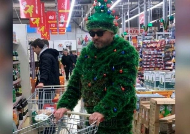 Люди, которые явно не могут дождаться когда уже наступит Новый Год