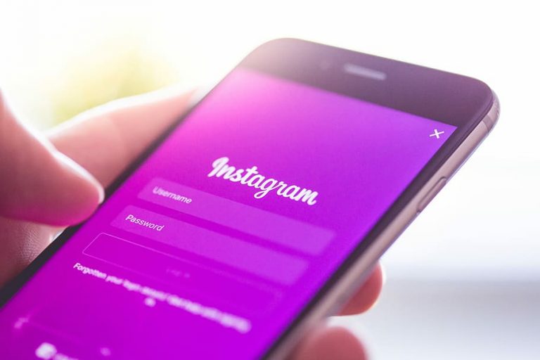 Лжив ли Instagram? Мнение Андрея Коняева