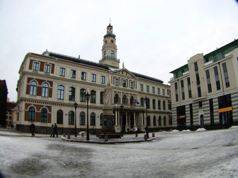 Вопреки принятому решению: коалиция хочет, чтобы после внеочередных выборов РД работала пять лет
