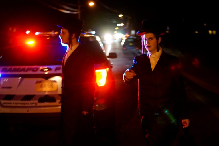 Пять человек ранены в результате нападения на дом раввина в Нью-Йорке