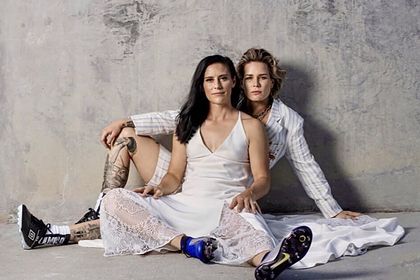 Футболистки сборной США сыграли свадьбу