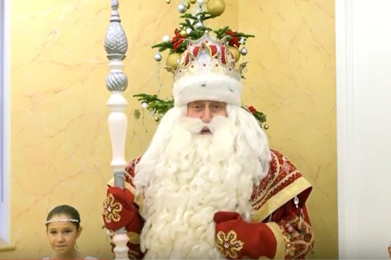 ВИДЕО: Дед Мороз из Великого Устюга поздравил слушателей Baltkom