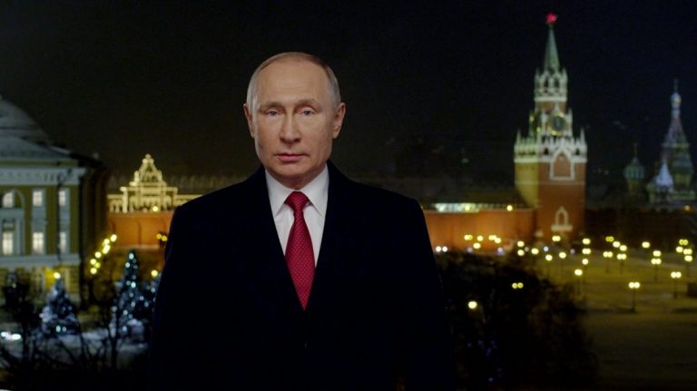 Опубликовано видео новогоднего обращения Путина