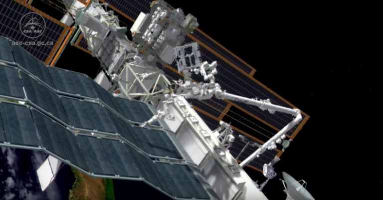 Отель для роботов: NASA выселит роботов с космической станции 