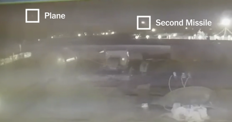 Американские СМИ опубликовали видео вероятного попадания ракет в украинский самолет