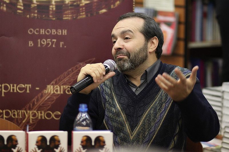 Шендерович: в России бархатный тоталитаризм, кино – оружие массового поражения