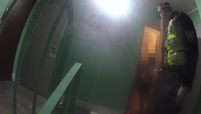 «Не хочу жить, оставьте в покое!»: полицейские спасли рижанку от суицида