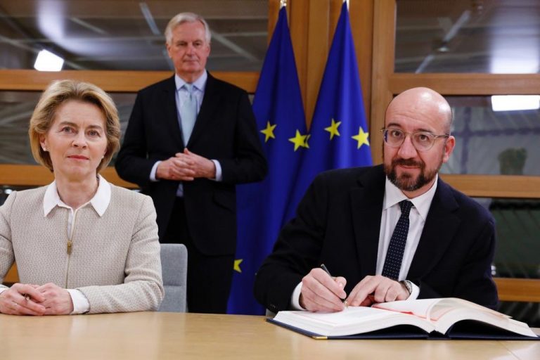 Останемся друзьями? В Брюсселе подписано соглашение о Brexit