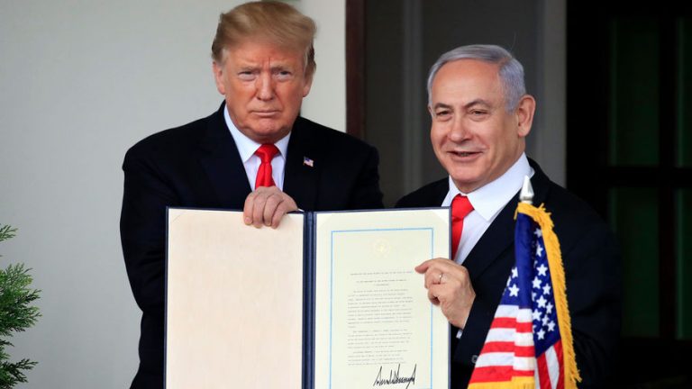 «Сделка века» от США: Трамп предложил создать арабское и еврейское государства