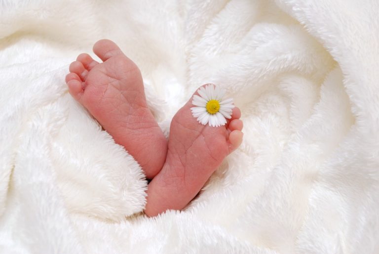 Нас становится меньше. В прошлом году в Риге родилось менее 6000 детей