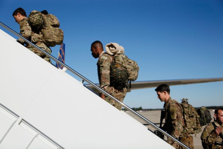 Политолог: Латвии не выгодна война между США и Ираном — это и наши деньги тоже