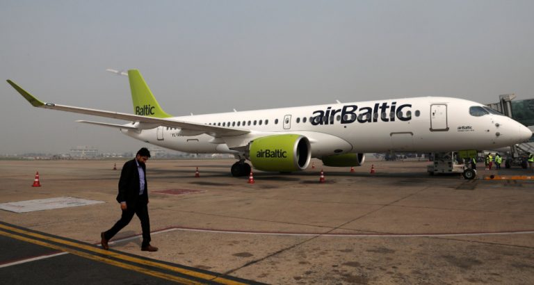В обход Ирана и Ирака: airBaltic срочно меняет маршрут полетов