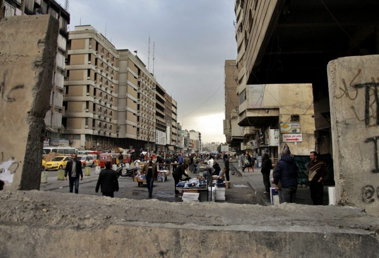 Багдад опять подвергся ракетному обстрелу