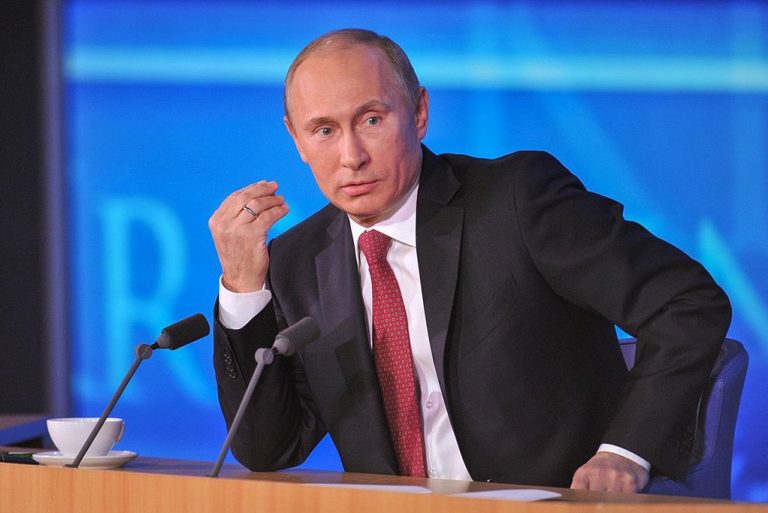 «Оторваны от реальности». Политолог рассказал, почему в Латвии любят Путина