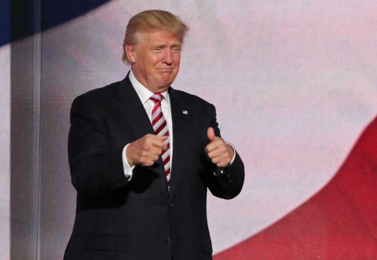 Трамп задумал лично подписать договор с движением «Талибан»