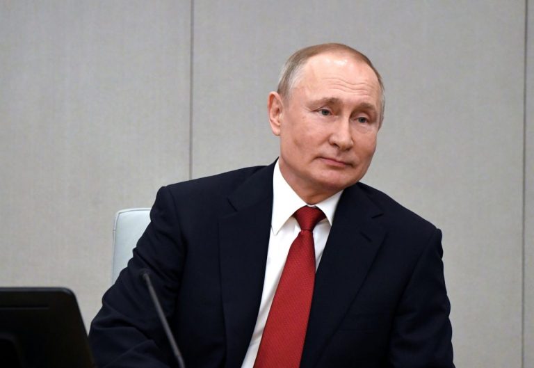 Путин никуда не уходит: он согласился обнулить свои президентские сроки