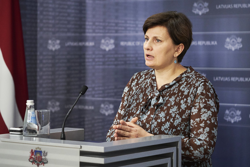 Илзе Винькеле предложила перенести школьные каникулы из-за коронавируса