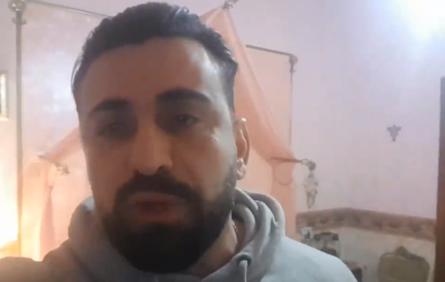 Итальянец из-за коронавируса провел сутки с мертвой сестрой в доме. Отчаявшись, он рассказал об этом в соцсетях