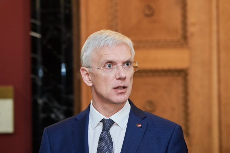 Латвия выделит до миллиарда евро на уменьшение последствий COVID-19