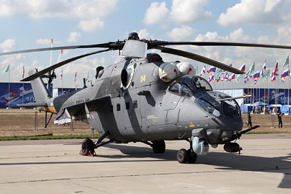 Российский военный вертолет случайно выстрелил по жилому дому