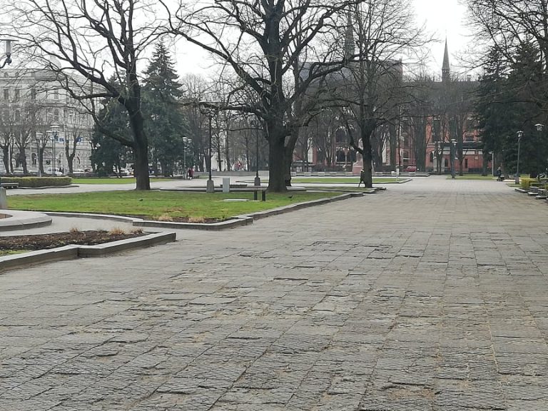 ФОТОГАЛЕРЕЯ: как сегодня выглядит опустевшая Рига