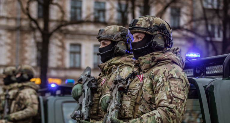 По первому зову! Армия готова подключиться к сдерживанию пандемии