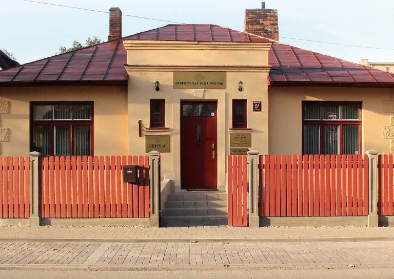 В похоронном бюро в Елгаве выявлен очаг коронавируса