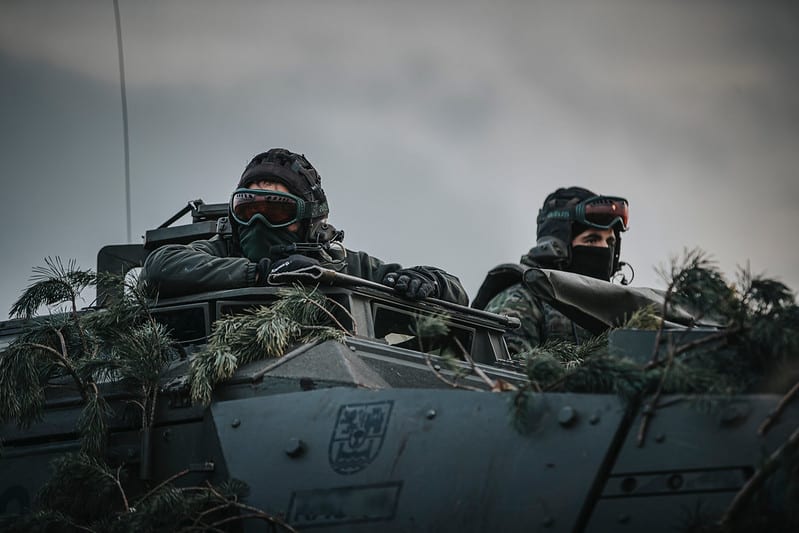 Еще два солдата НВС заразились коронавирусом