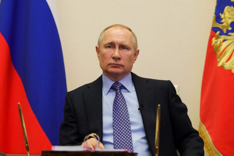 Экс-министр о предложении Путина отменить санкции: можно, но не все