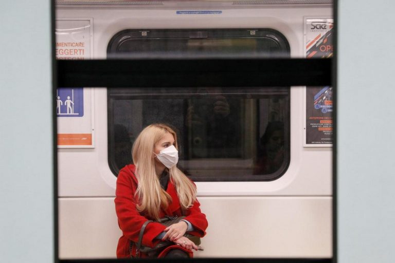 Борьба с коронавирусом: в Латвии меняются меры безопасности