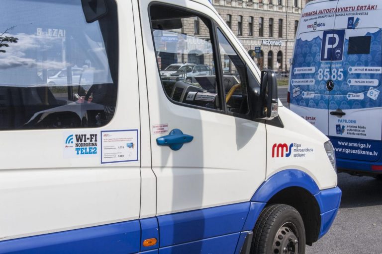 В Риге закрывают рейсы маршруток и экспресс-бусов