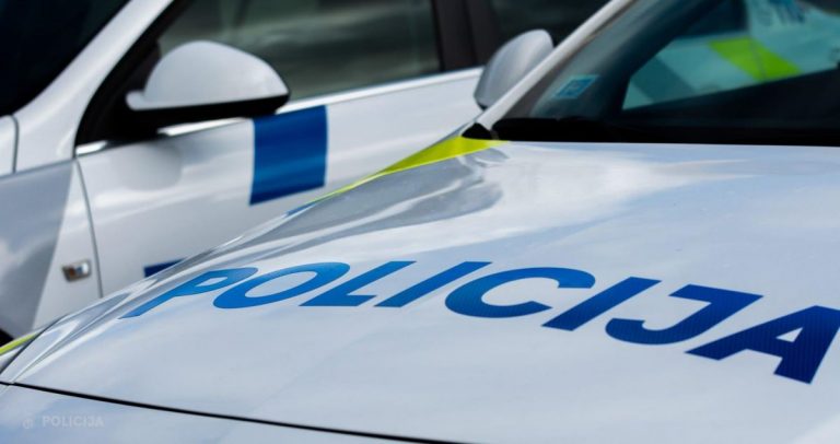 Мужчина на тракторе въехал в пруд и погиб