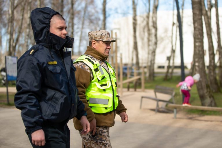 «Помогают не меньше врачей»: правительство выделит 2,5 млн евро полиции, погранохране и СГБ