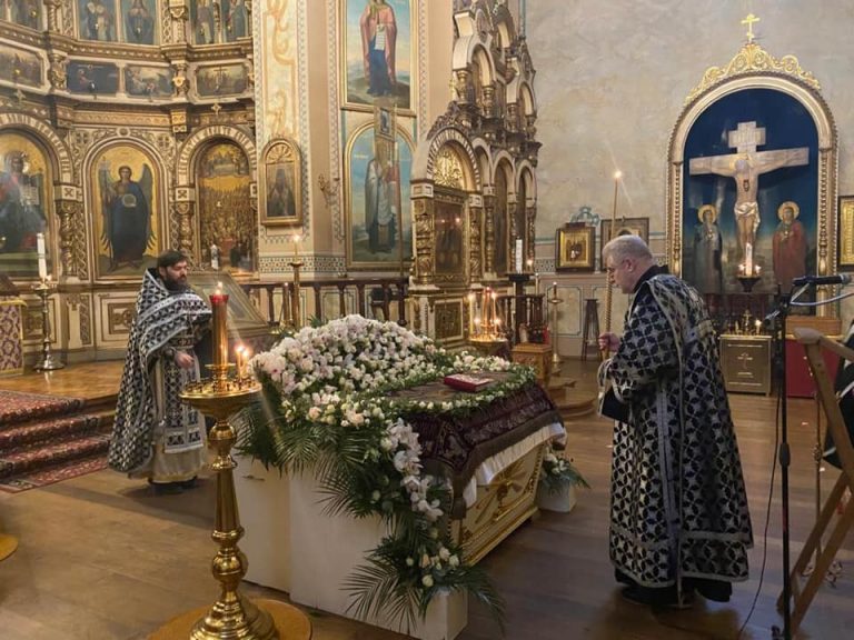 Богослужения онлайн. Православные Латвии готовятся отметить Пасху