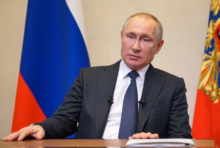 Путин выступит с новым обращением к россиянам: возможно продление ограничительных мер