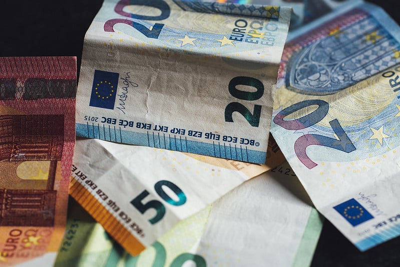 Минфин: в этом году значительно увеличится госдолг, спад ВВП может составить 7%