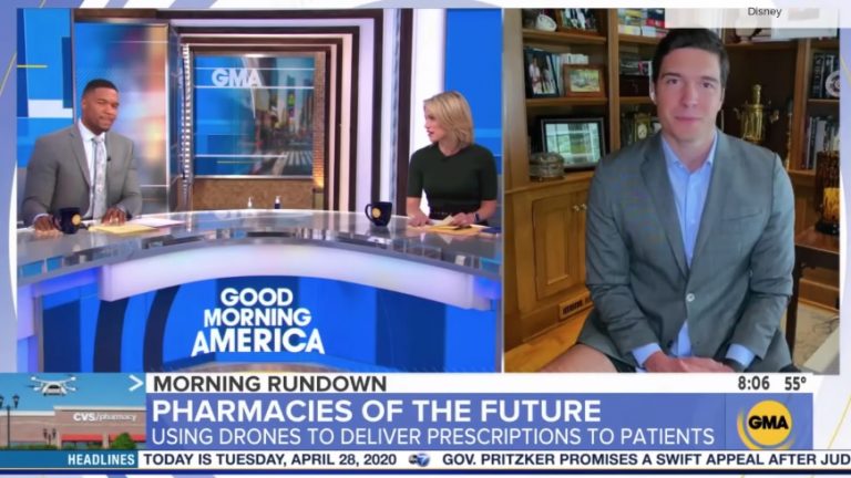 ВИДЕО: репортер американского телеканала ABC вышел в эфир шоу Good Morning America без штанов