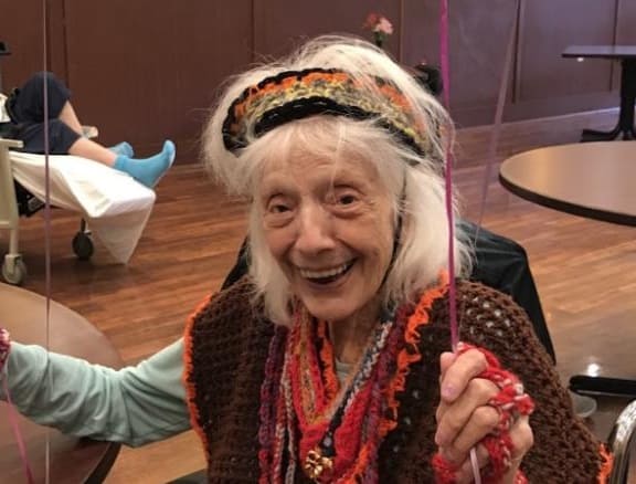 101-летняя пенсионерка победила коронавирус. Она родилась во время испанского гриппа