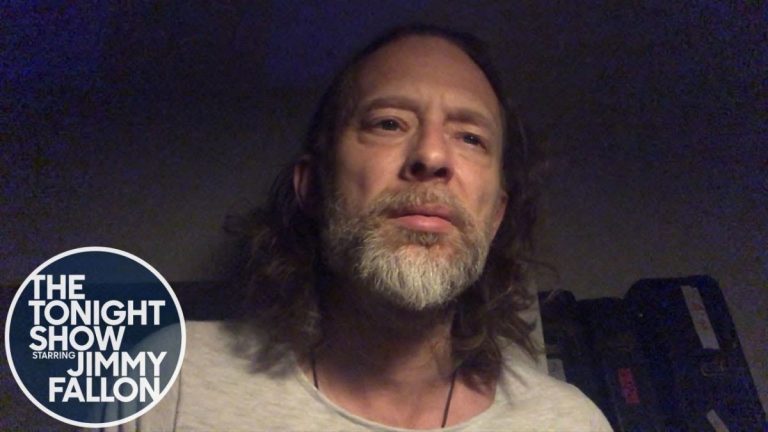 ВИДЕО: cолист Radiohead Том Йорк представил новую песню на шоу Джимми Фэллона