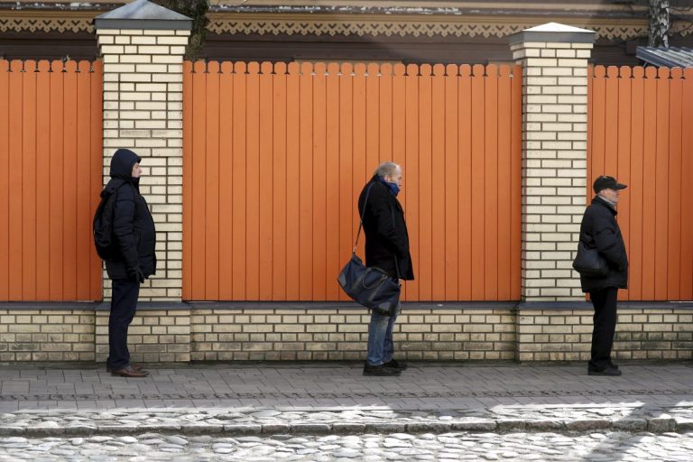В Латвии коронавирус нашли еще у 24 жителей, всего проверено более 20 тысяч человек