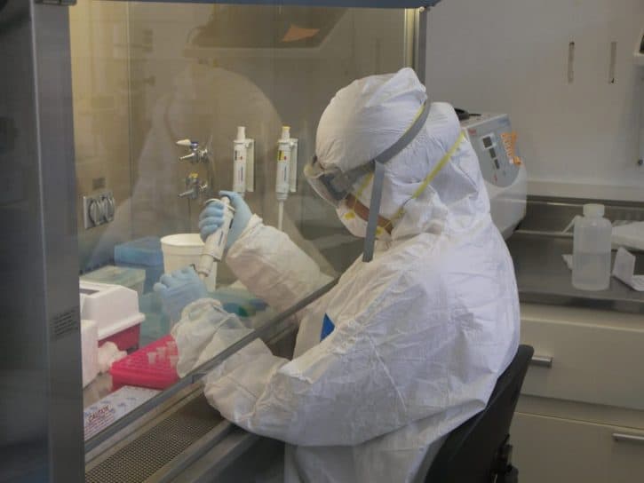 Сингапурские ученые отказались от своих прогнозов по распространению COVID-19