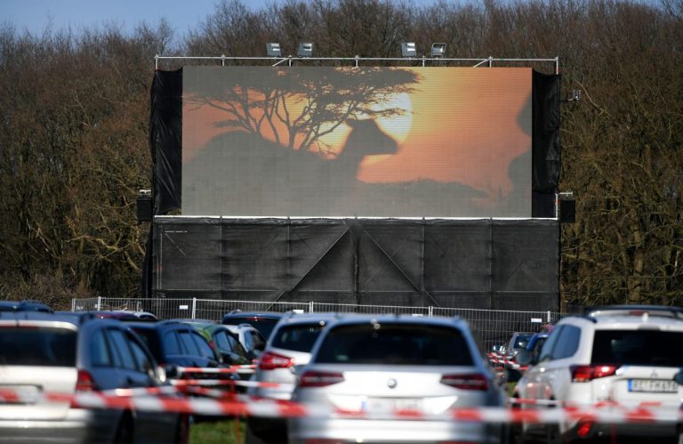 В Риге может появиться drive-in кинотеатр для автомобилистов