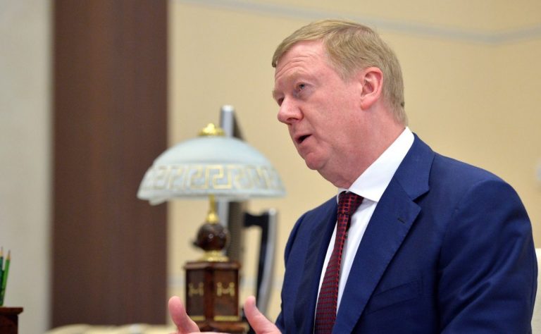 «Чубайс – один из лучших людей России»:  режиссер Смирнов рассказал об отношениях с зятем