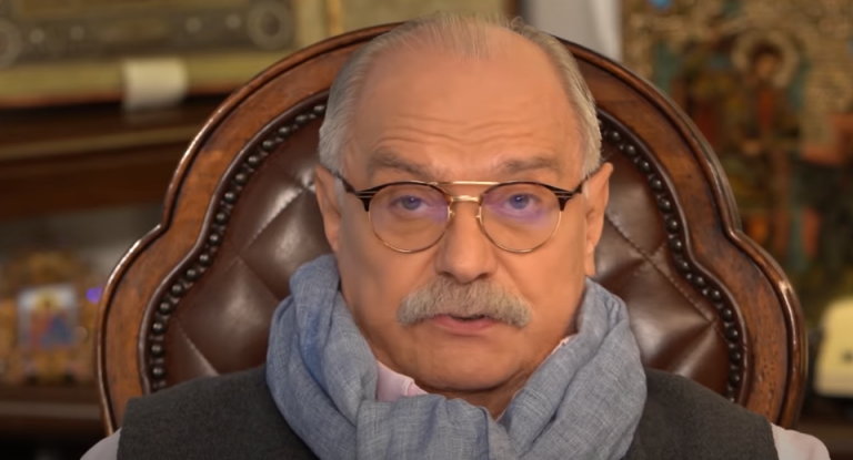 Программу Никиты Михалкова сняли с федерального ТВ, он назвал это цензурой