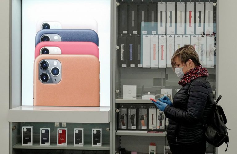 Apple обновило систему, упрощающую разблокировку iPhone при ношении маски